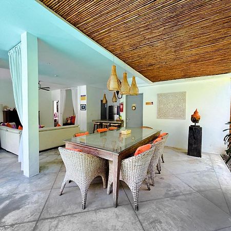 Villa Eindra Seminyak Esterno foto