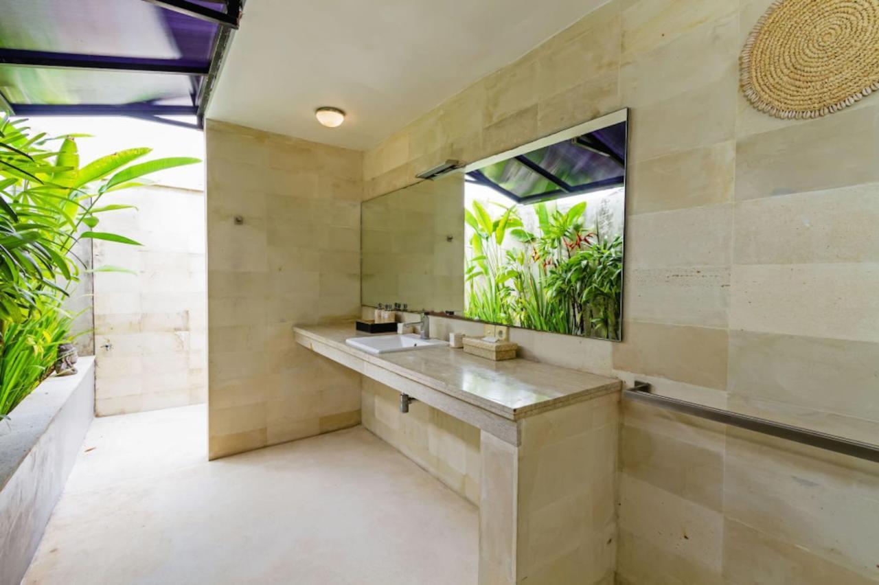 Villa Eindra Seminyak Esterno foto